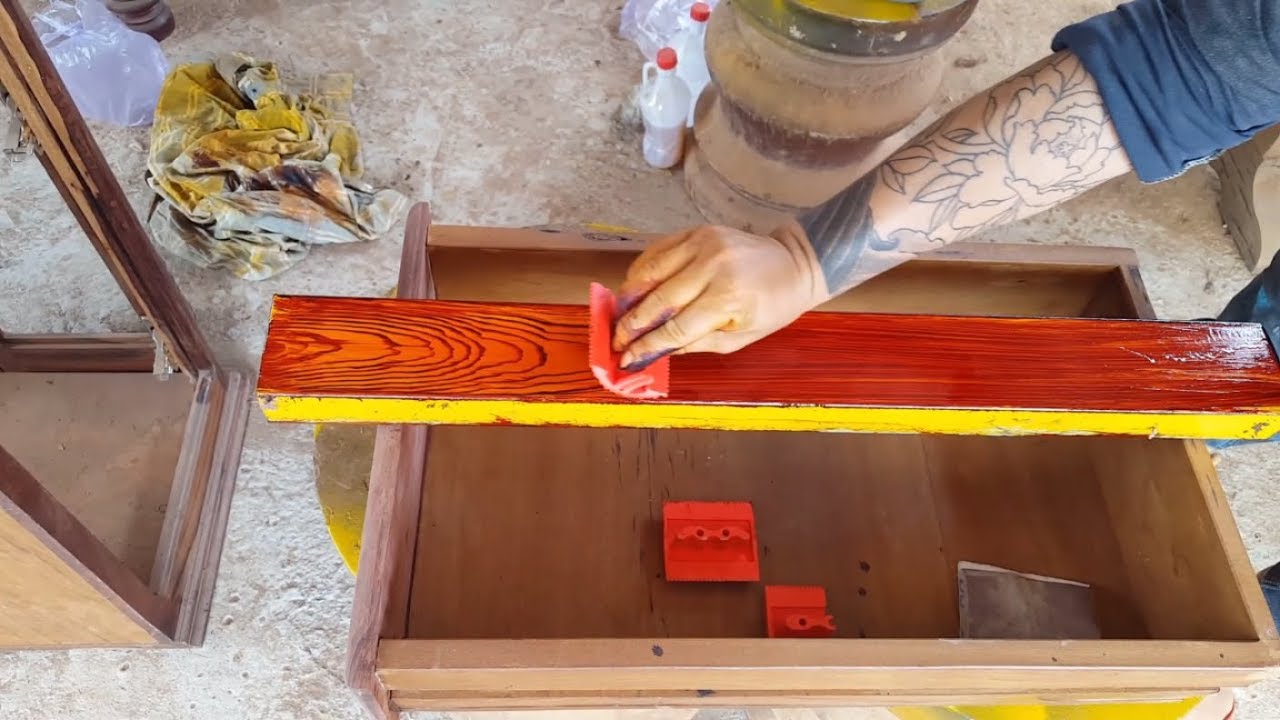 sơn gỗ tạo vân trên kim loại